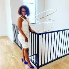 Real Estate & International Lifestyle Services At Makingmoveswithmonique.com, we go beyond borders to help you find home and opportunity anywhere in the world. Whether you're investing in property, relocating abroad, or looking for trusted lifestyle and business solutions across borders, our team deliv